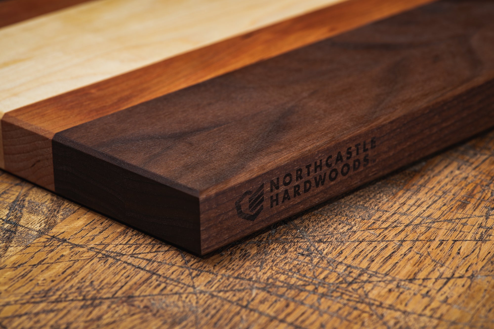 Hardwood Walnut Cutting Board - Zion
