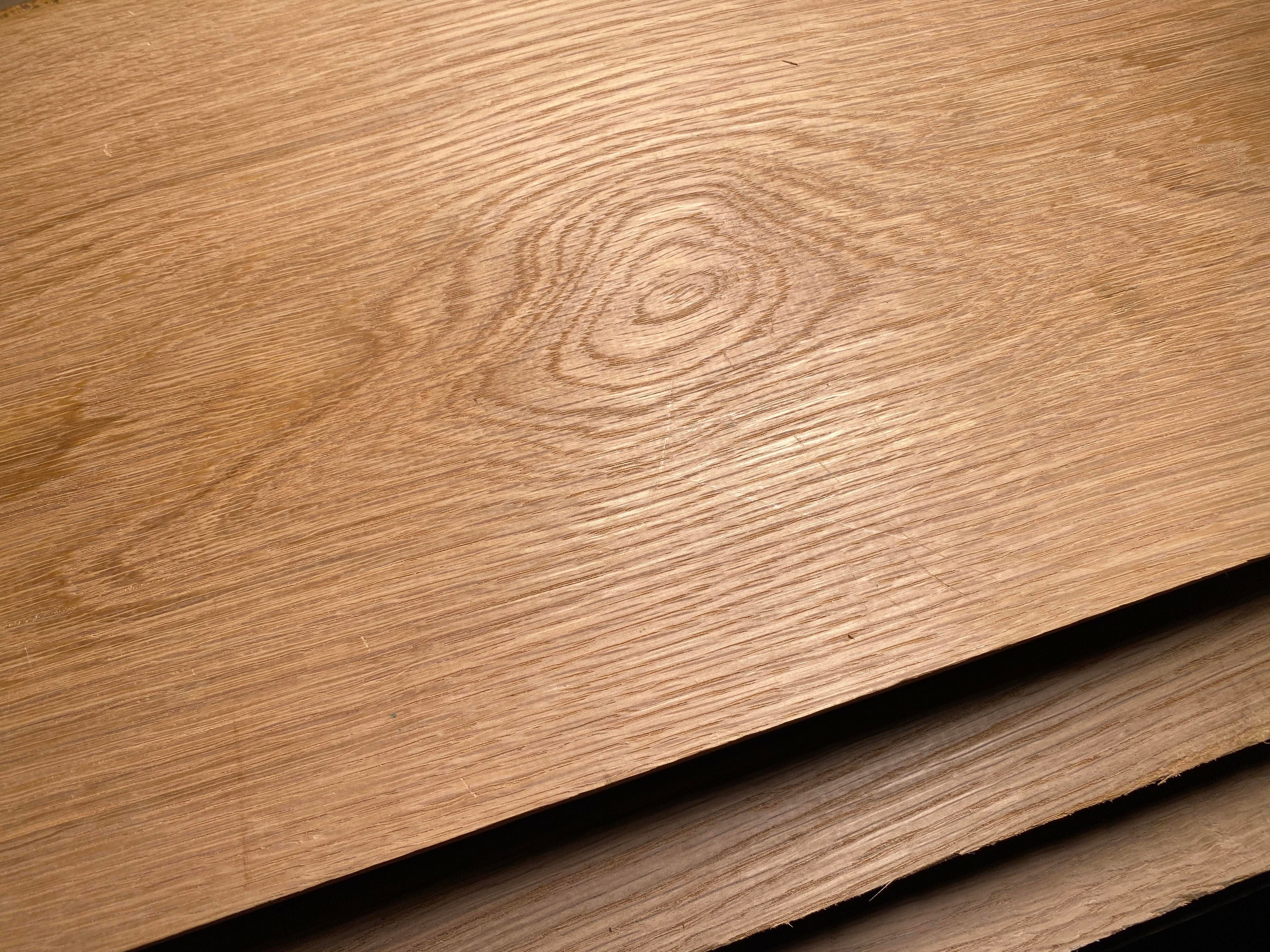 Plain Sawn vs. Rift and Quartered Oak: What's the Difference?