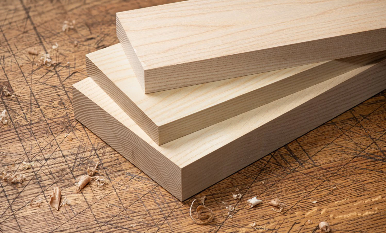 White Ash Wood Boards: Characteristics for Woodworking