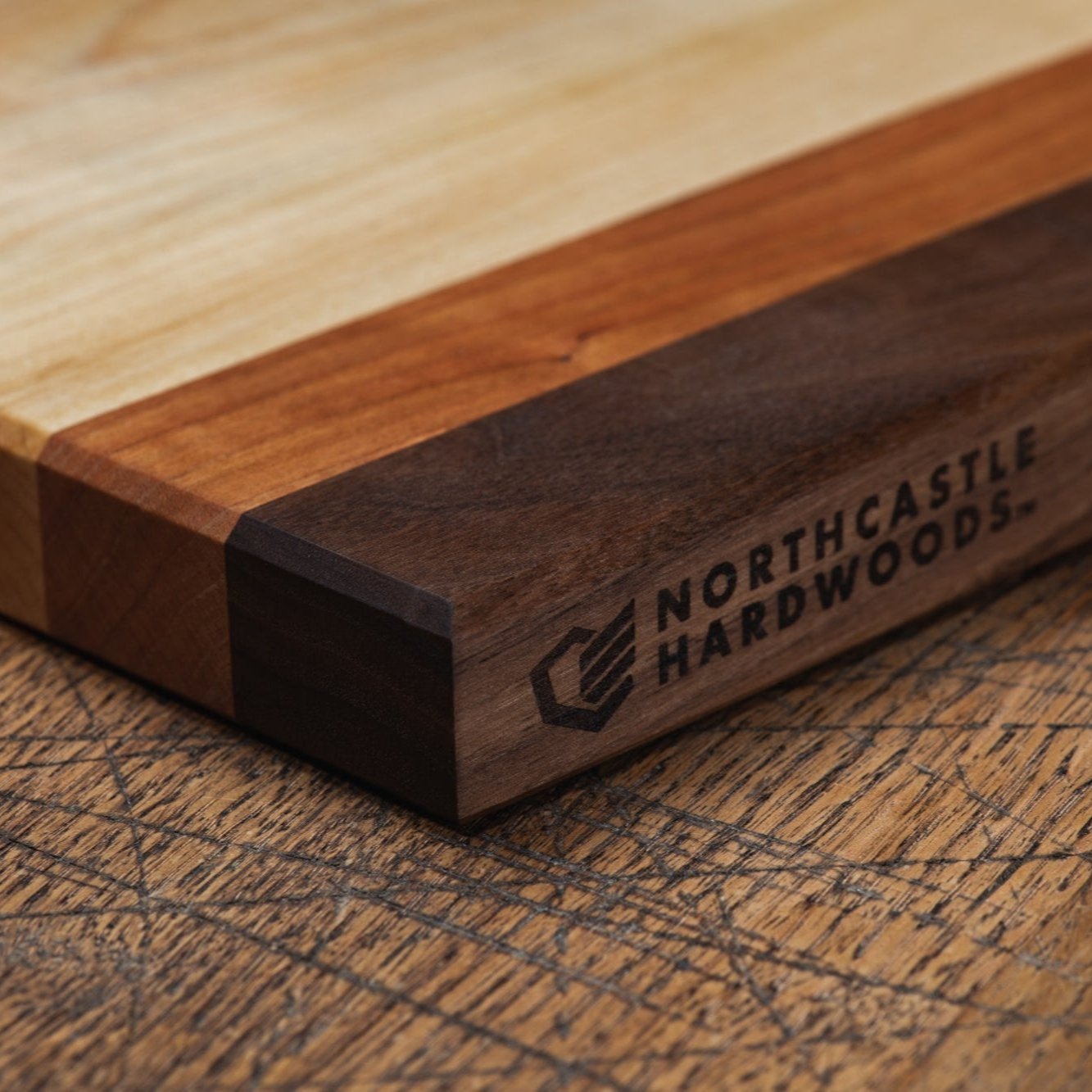 Hardwood Maple Cutting Board - Everest