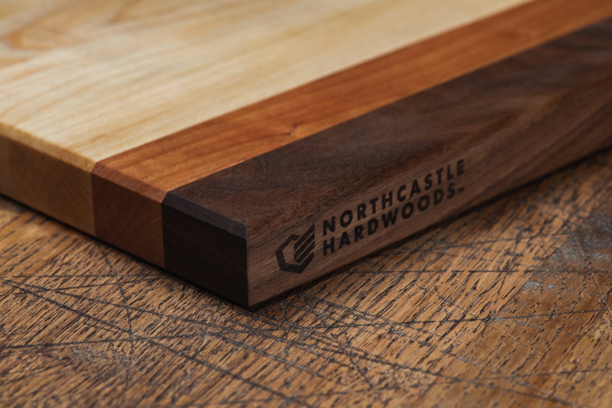 Hardwood Maple Cutting Board - Everest